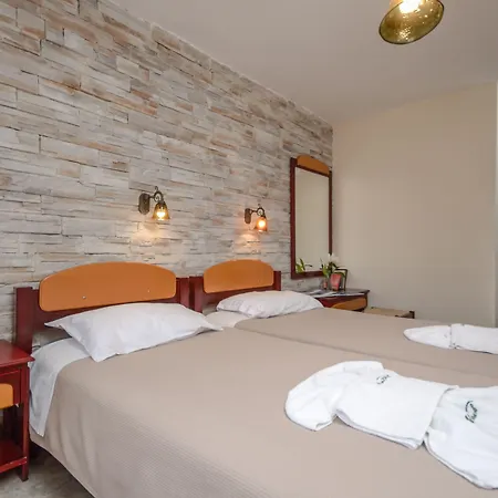 纳克索海滩酒店 酒店