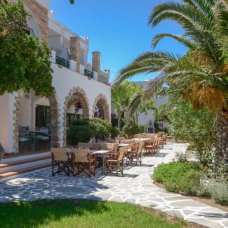 纳克索海滩酒店